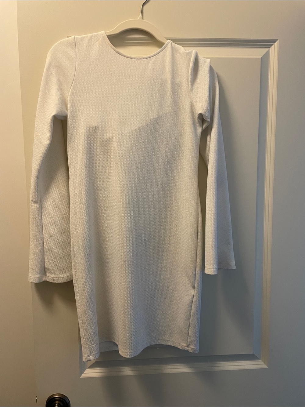Classic Long-Sleeve White Shift Dress